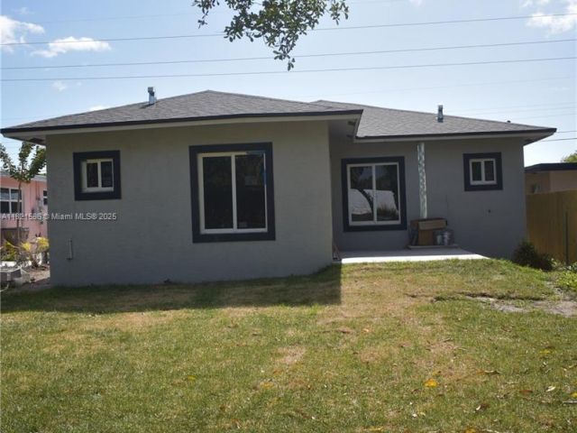 Home for sale at 363 SW 1st Ter - photo 6156318