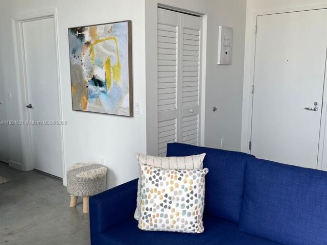 Apartment for sale  Unit #2406 - photo 6157316