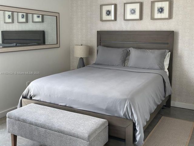 Apartment for sale  Unit #2406 - photo 6157323