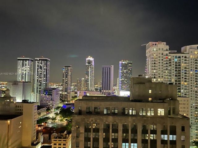 Apartment for sale  Unit #2406 - photo 6157328