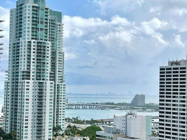 Apartment for sale  Unit #2406 - photo 6157329