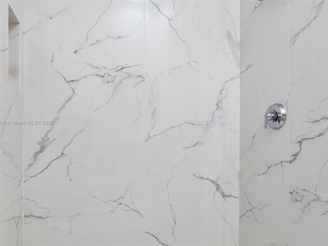 Home for sale at 1382 Harbor Vw W - photo 6156343