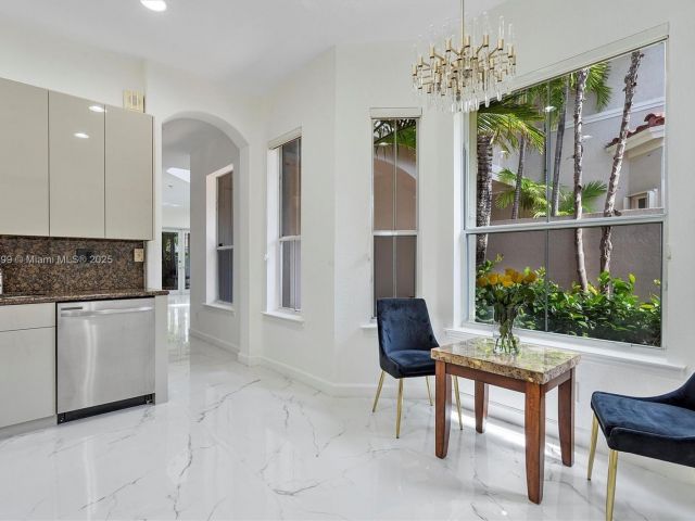 Home for sale at 1382 Harbor Vw W - photo 6156352