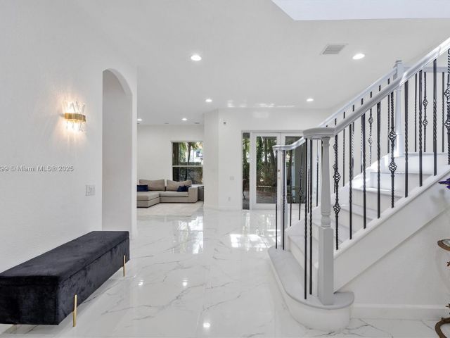 Home for sale at 1382 Harbor Vw W - photo 6156355