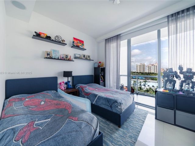 Apartment for rent  Unit #606 - photo 6173340