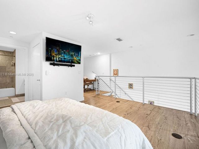 Apartment for sale  Unit #806 - photo 6160247