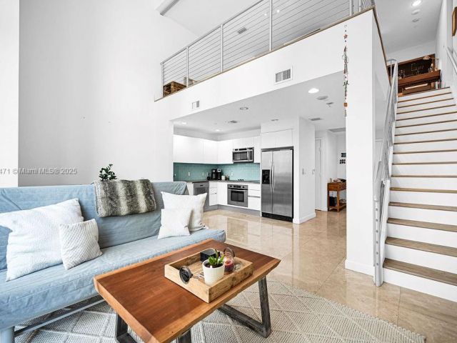 Apartment for sale  Unit #806 - photo 6160263