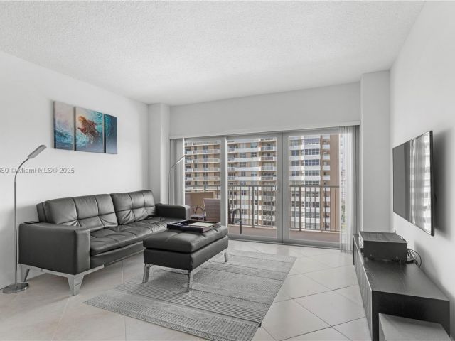 Apartment for sale  Unit #11E - photo 6158497