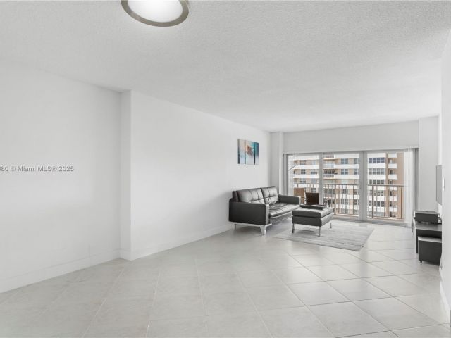 Apartment for sale  Unit #11E - photo 6158500