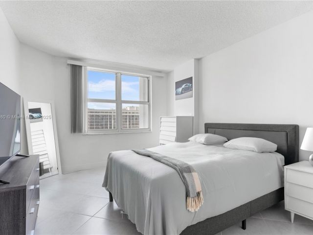 Apartment for sale  Unit #11E - photo 6158501