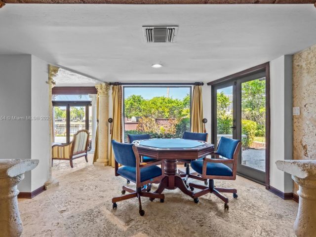 Home for sale at 800 Diplomat Pkwy - photo 6158099