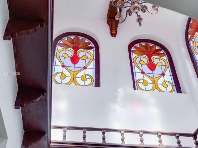 Home for sale at 800 Diplomat Pkwy - photo 6158110