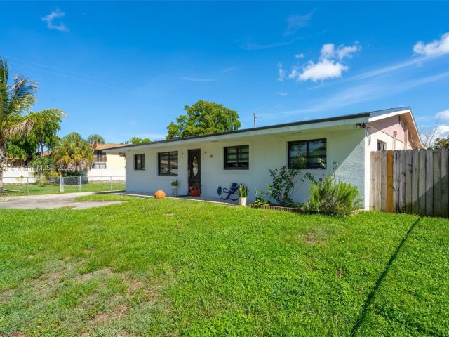 Home for sale at 7100 Mcclellan St - photo 6161061