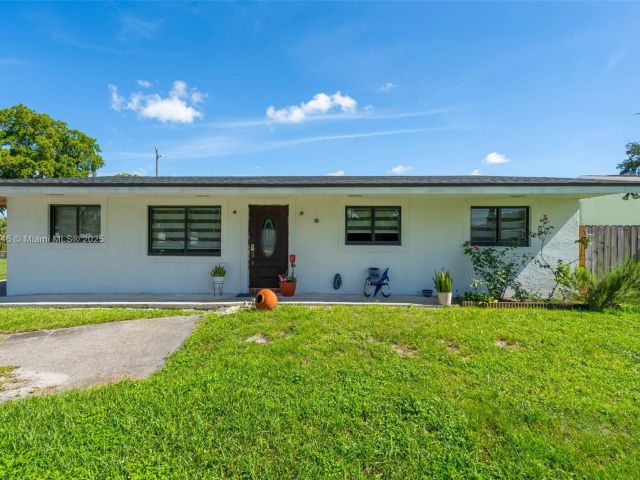 Home for sale at 7100 Mcclellan St - photo 6161062