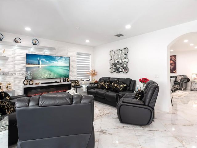 Home for sale at 8885 NW 100th Pl - photo 6159830