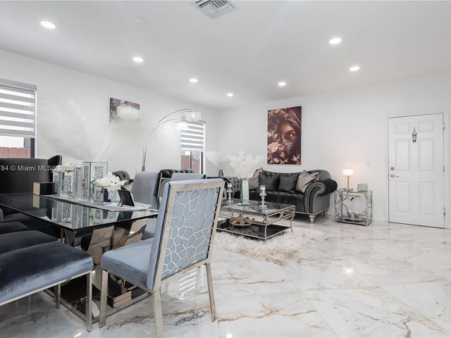 Home for sale at 8885 NW 100th Pl - photo 6159836