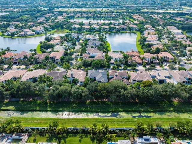 Home for sale at 17657 Middlebrook Way - photo 6160920