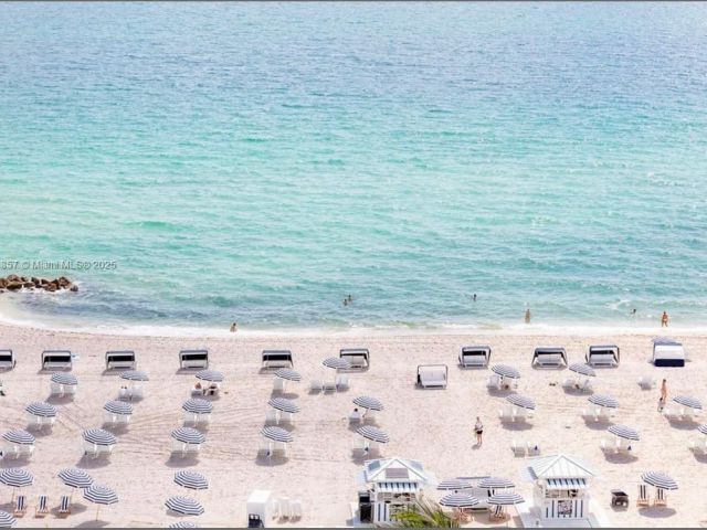 Apartment for rent  Unit #1025 - photo 6171338