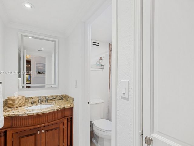 Apartment for rent  Unit #1025 - photo 6171344