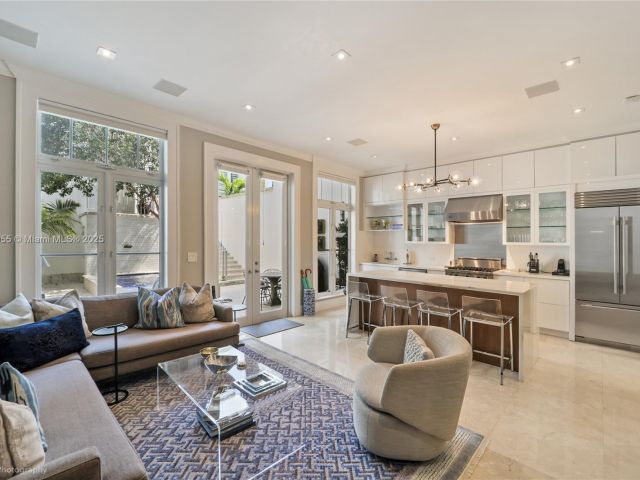 Home for sale at 647 Almeria Ave - photo 6174527