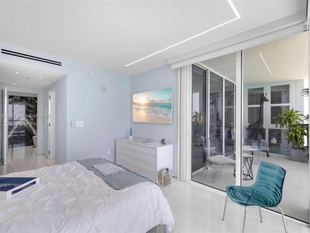 Apartment for sale  Unit #5306 - photo 6164141