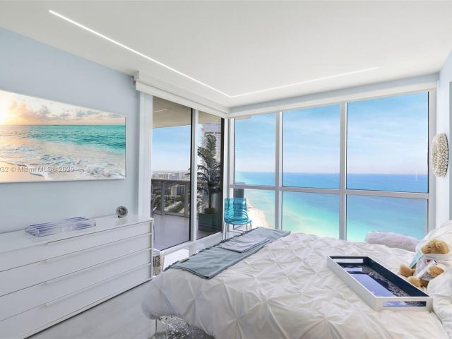 Apartment for sale  Unit #5306 - photo 6164142