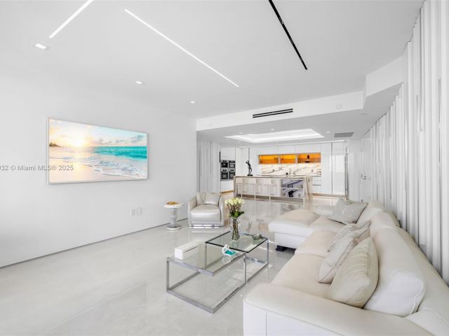 Apartment for sale  Unit #5306 - photo 6164146