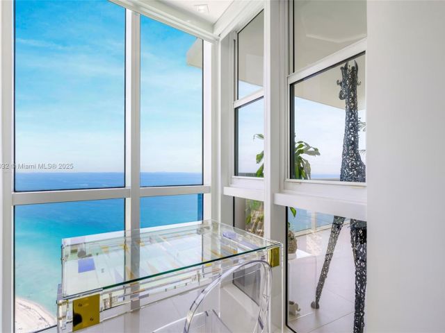 Apartment for sale  Unit #5306 - photo 6164148