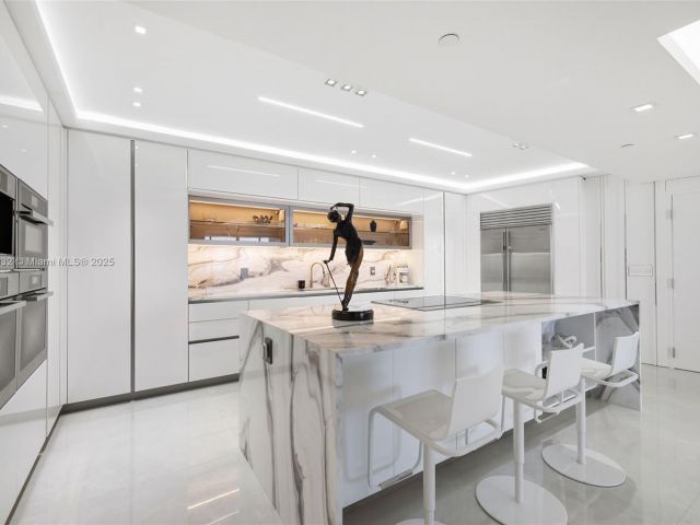 Apartment for sale  Unit #5306 - photo 6164157