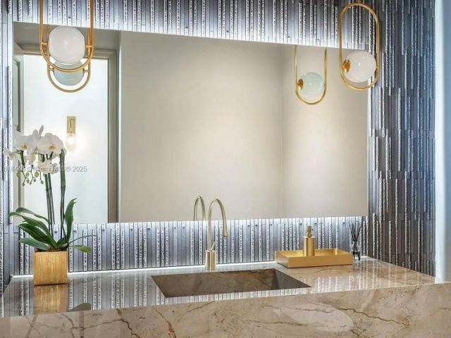 Home for rent at 432 S Hibiscus Dr - photo 6173584