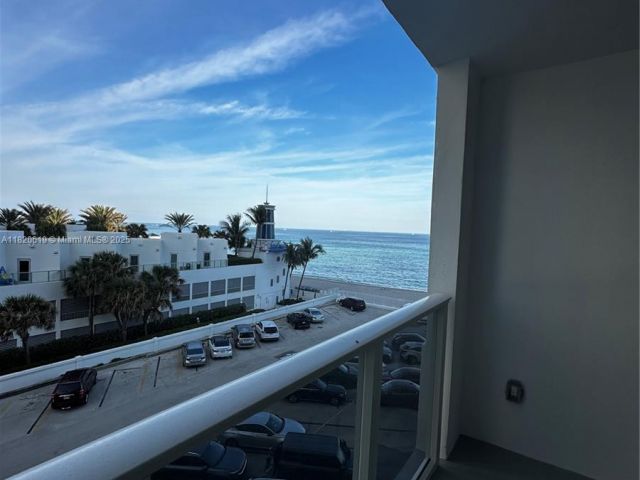 Apartment for sale  Unit #411 - photo 6173257