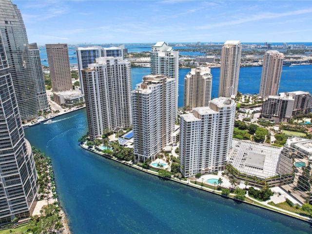 Apartment for sale  Unit #2210 - photo 6160996