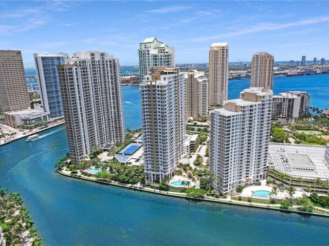 Apartment for sale  Unit #2210 - photo 6160999