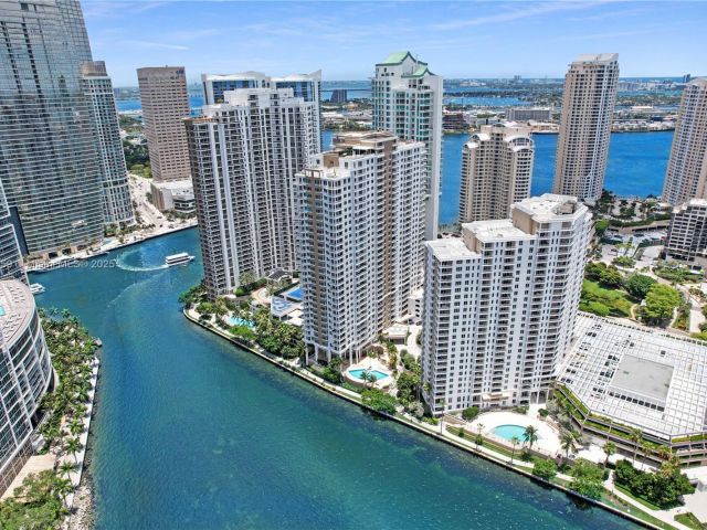 Apartment for sale  Unit #2210 - photo 6161002