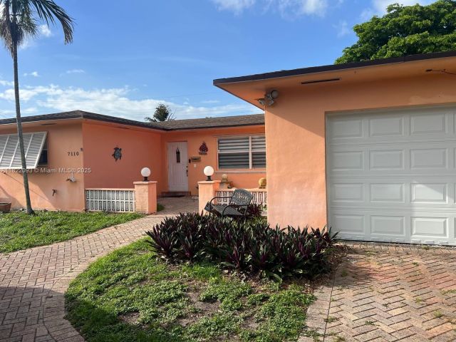 Home for sale at 7110 SW 11th St - photo 6160479