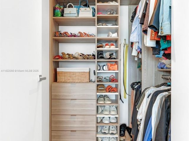 Apartment for sale  Unit #805 - photo 6186800