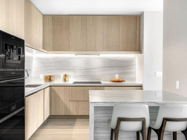 Apartment for sale  Unit #805 - photo 6186806