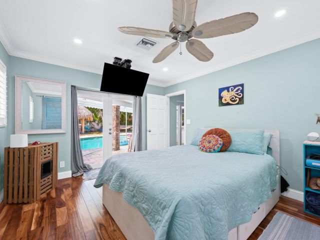 Home for sale at 1098 SW 2nd Street - photo 6162763