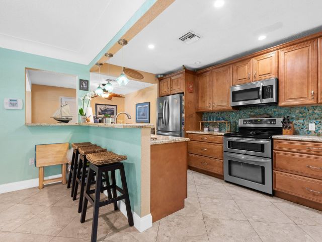 Home for sale at 1098 SW 2nd Street - photo 6162768