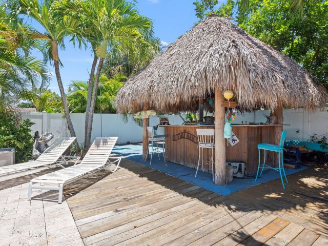 Home for sale at 1098 SW 2nd Street - photo 6162773