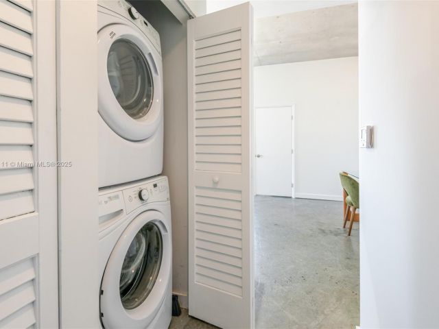 Apartment for rent  Unit # - photo 6161179