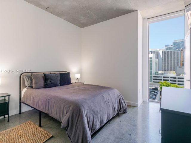 Apartment for rent  Unit # - photo 6161180