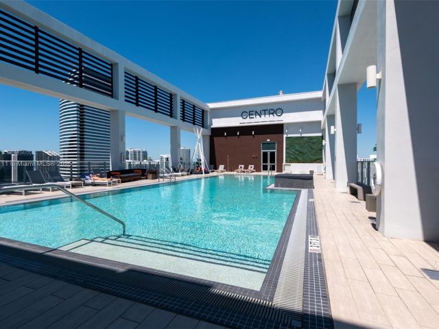 Apartment for rent  Unit # - photo 6161188