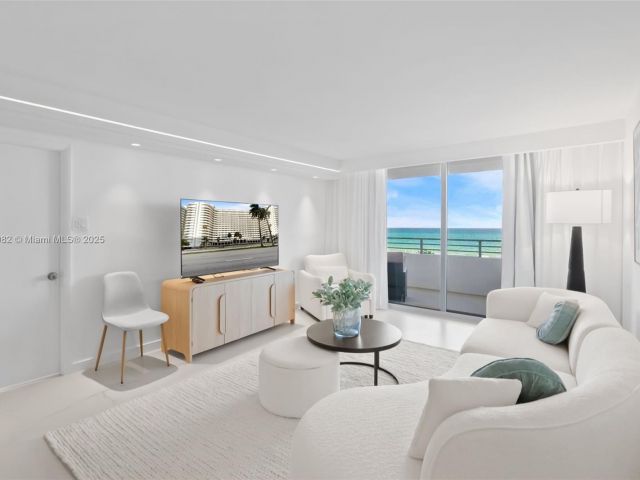 Apartment for rent  Unit # - photo 6181687