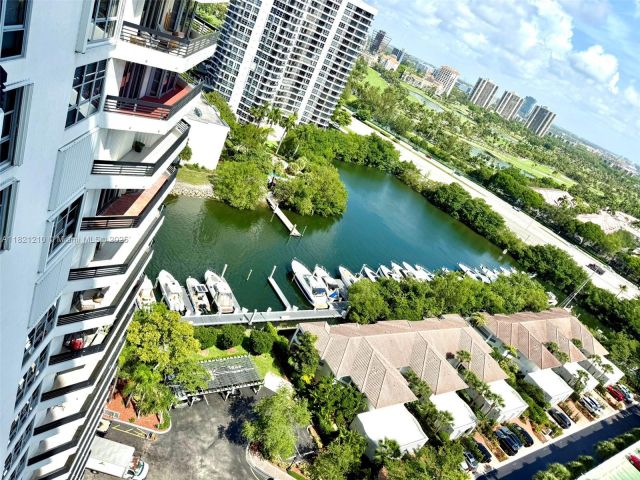 Apartment for sale  Unit #2108 - photo 6162246