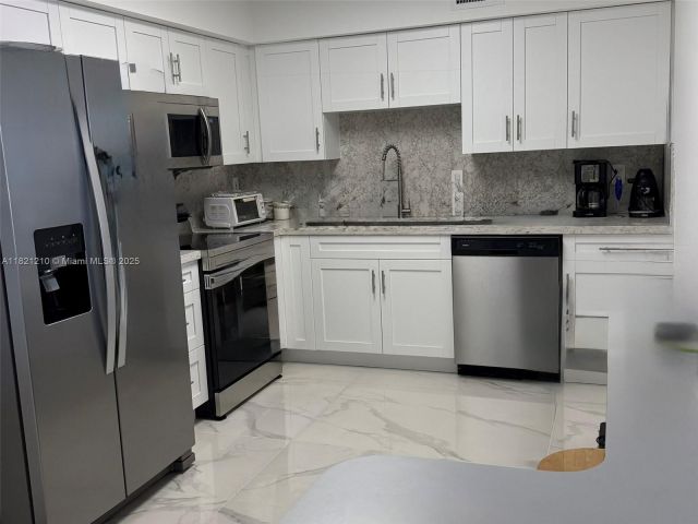 Apartment for sale  Unit #2108 - photo 6162247