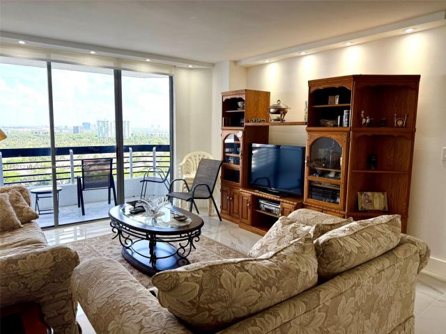 Apartment for sale  Unit #2108 - photo 6162248