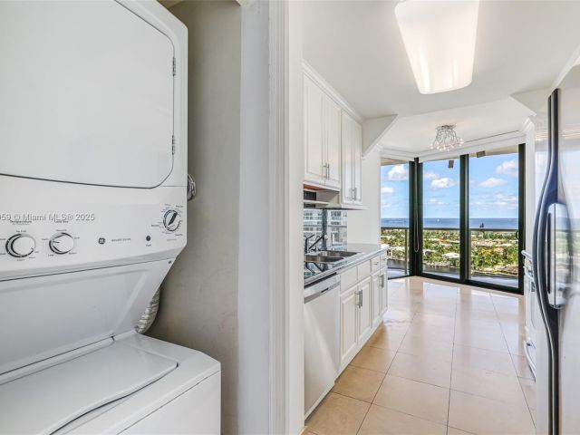 Apartment for sale  Unit #1412 - photo 6663510