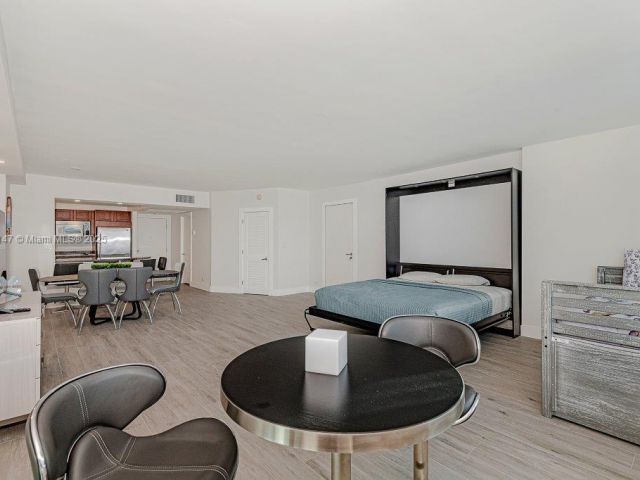 Apartment for rent  Unit #1531 - photo 6162639