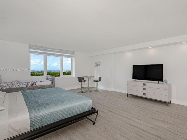 Apartment for rent  Unit #1531 - photo 6162649